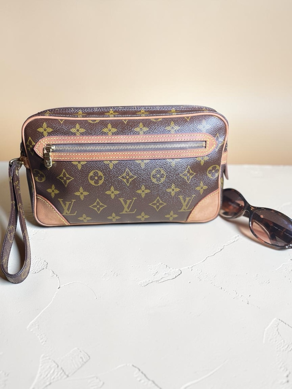 Louis Vuitton Marly Dragonne Monogram Wristlet Clutch Bag